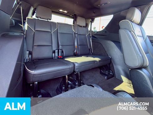 Used 2024 Cadillac Escalade Sport image 17