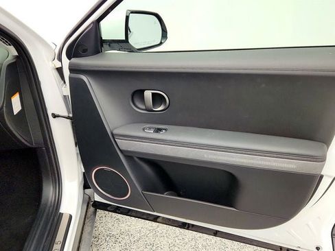 Used 2025 Hyundai Ioniq 5 Limited RWD image 26