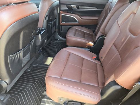 Used 2023 Kia Telluride SX image 28