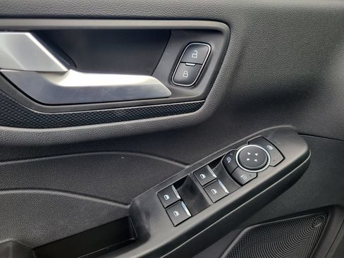 Certified 2023 Ford Escape ST-Line w/ Tech Pack #1 FWD image 14