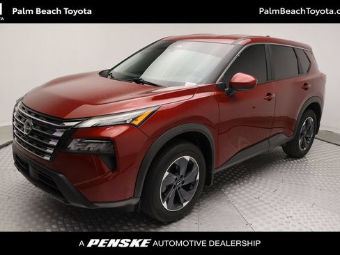 Used 2025 Nissan Rogue SV FWD image 1