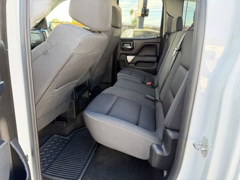 Used 2018 Chevrolet Silverado 1500 LT RWD image 30