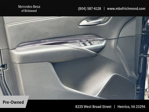 Used 2022 Cadillac XT4 Luxury w/ Cold Weather Package image 11