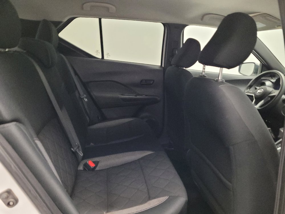 Used 2020 Nissan Kicks S FWD image 19