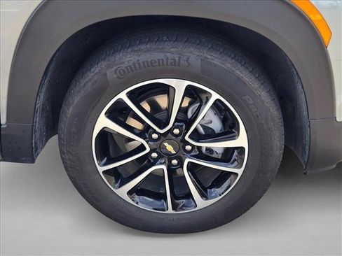 Used 2025 Chevrolet TrailBlazer LT FWD image 21