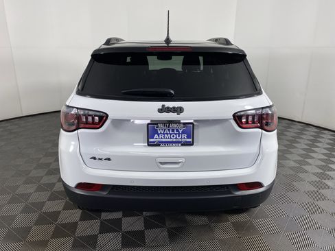 New 2026 Jeep Compass Limited w/ Sun, Sound & Navigation Group image 9
