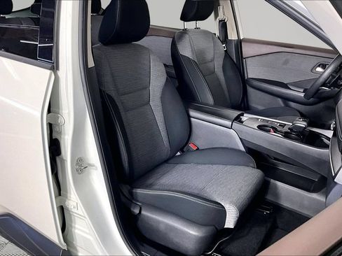 Used 2021 Nissan Rogue SV FWD image 26