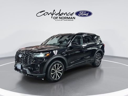 New 2026 Ford Explorer ST-Line AWD/4WD image 3