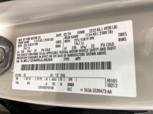 Used 2024 Lincoln Corsair AWD w/ Equipment Group 101A image 37