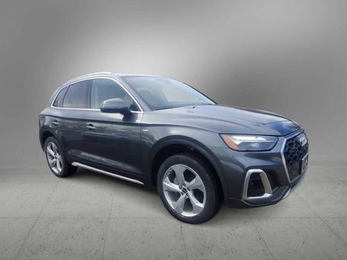 Certified 2023 Audi Q5 2.0T Premium Plus w/ Premium Plus Package image 2