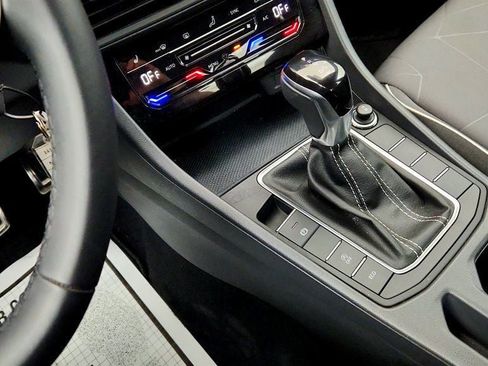 Used 2025 Volkswagen Jetta Sport FWD image 14