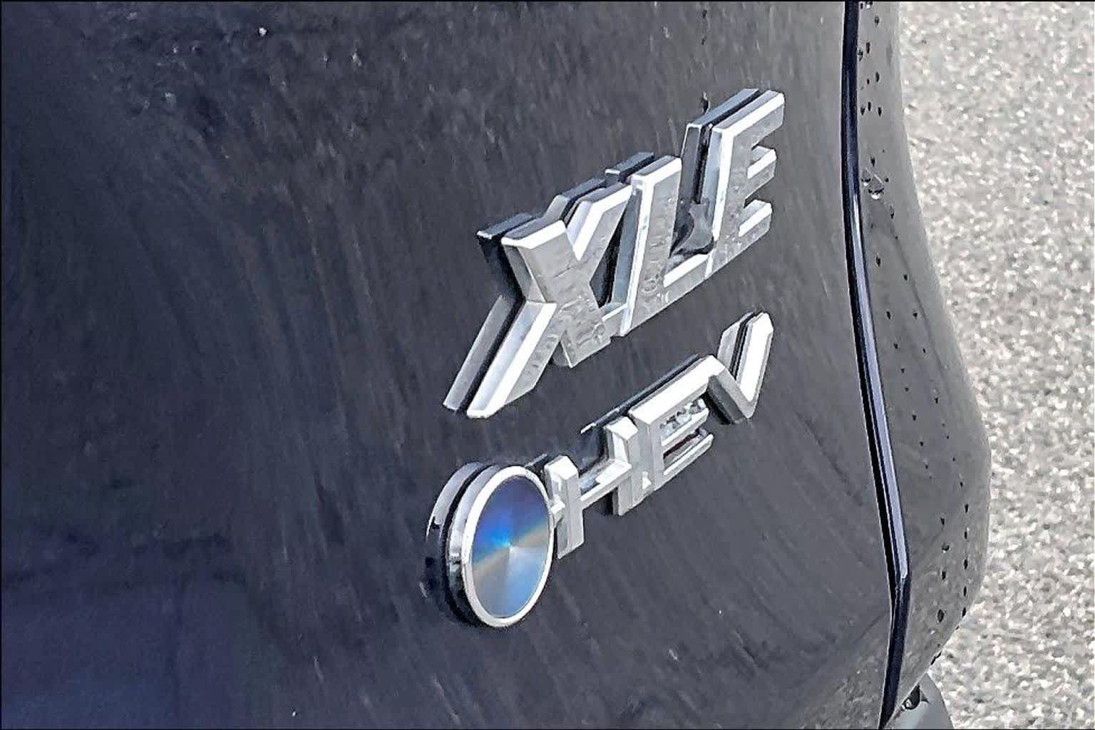 Used 2025 Toyota RAV4 XLE Premium w/ Weather Package AWD/4WD image 30
