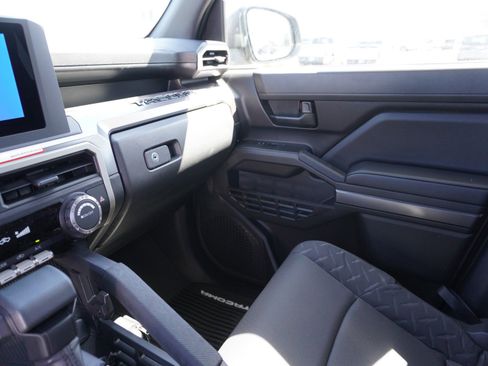 New 2026 Toyota Tacoma SR5 image 17