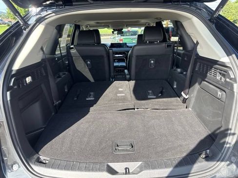 Used 2025 MAZDA CX-90 3.3 Turbo w/ Preferred Package AWD/4WD image 45