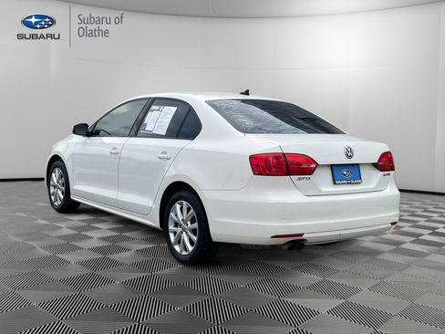 Used 2012 Volkswagen Jetta SE image 9