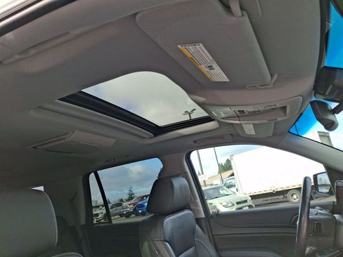 Used 2020 Chevrolet Tahoe Premier image 30