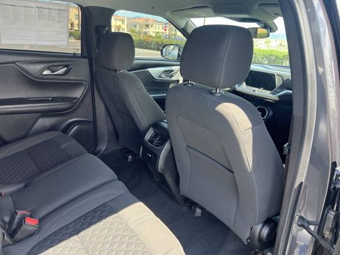 Used 2021 Chevrolet Blazer LT FWD image 19