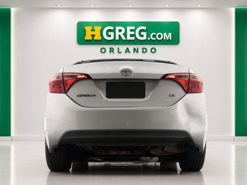Used 2017 Toyota Corolla LE FWD image 7