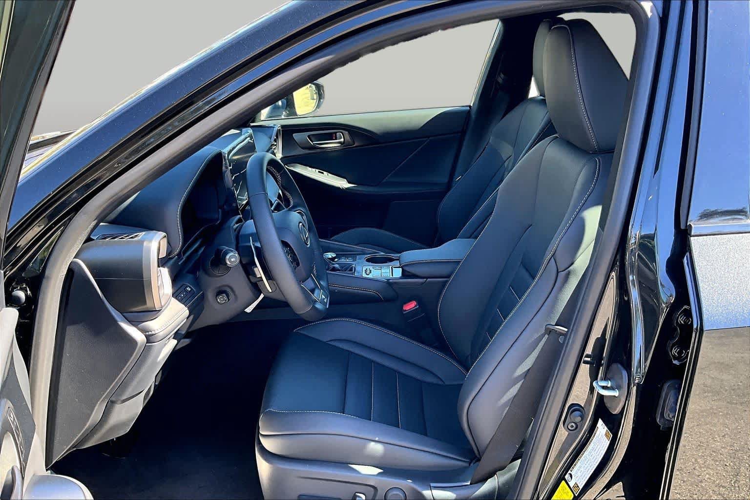 New 2026 Lexus IS 350 F Sport w/ Technology Package RWD image 18