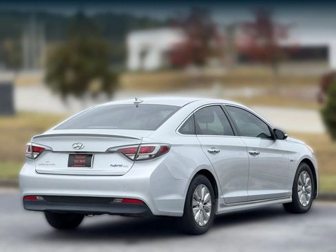 Used 2016 Hyundai Sonata SE image 9