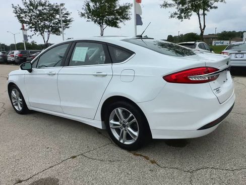 Used 2018 Ford Fusion SE image 6