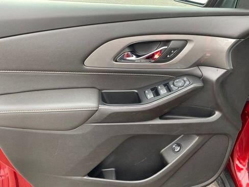 Certified 2023 Chevrolet Traverse LT w/ LPO, Floor Liner Package image 16