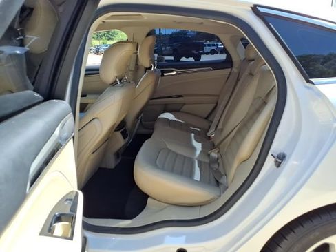 Used 2013 Ford Fusion SE FWD image 17