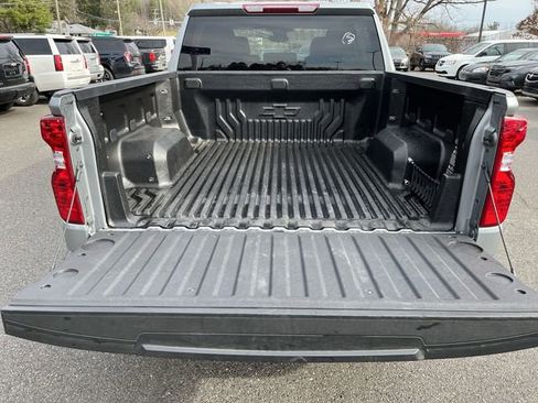 Used 2023 Chevrolet Silverado 1500 LT image 22