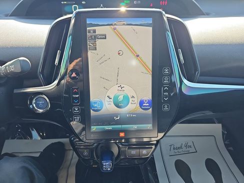 Used 2022 Toyota Prius Limited image 23