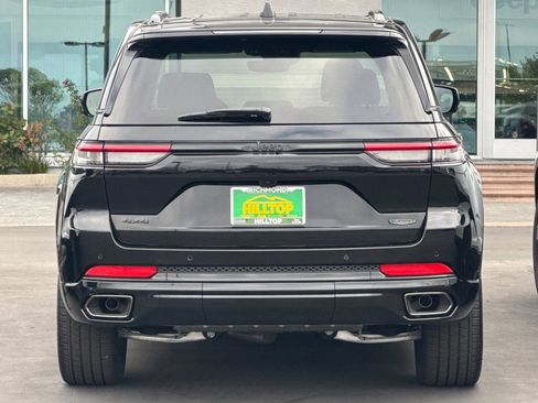 New 2025 Jeep Grand Cherokee Summit image 6