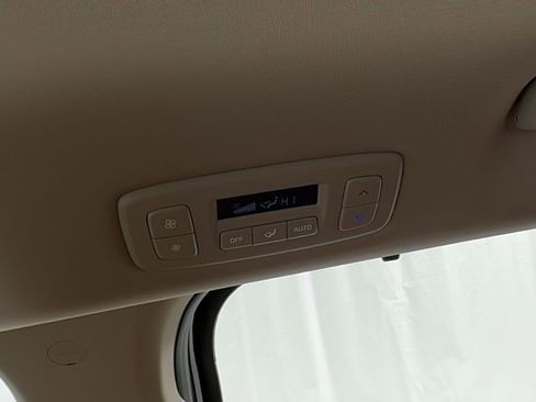 New 2026 Kia Carnival EX image 38