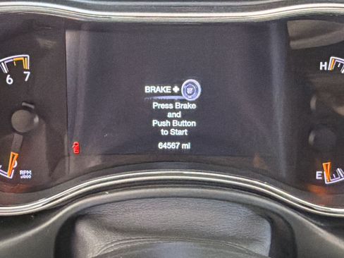 Used 2020 Jeep Grand Cherokee Limited AWD/4WD image 23
