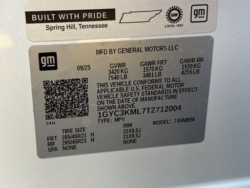 New 2026 Cadillac Vistiq Luxury w/ LPO, Floor Liner Package image 29