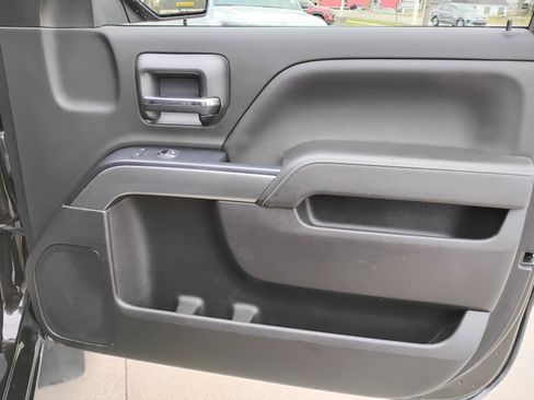 Used 2018 Chevrolet Silverado 1500 LT w/ Trailering Package image 17