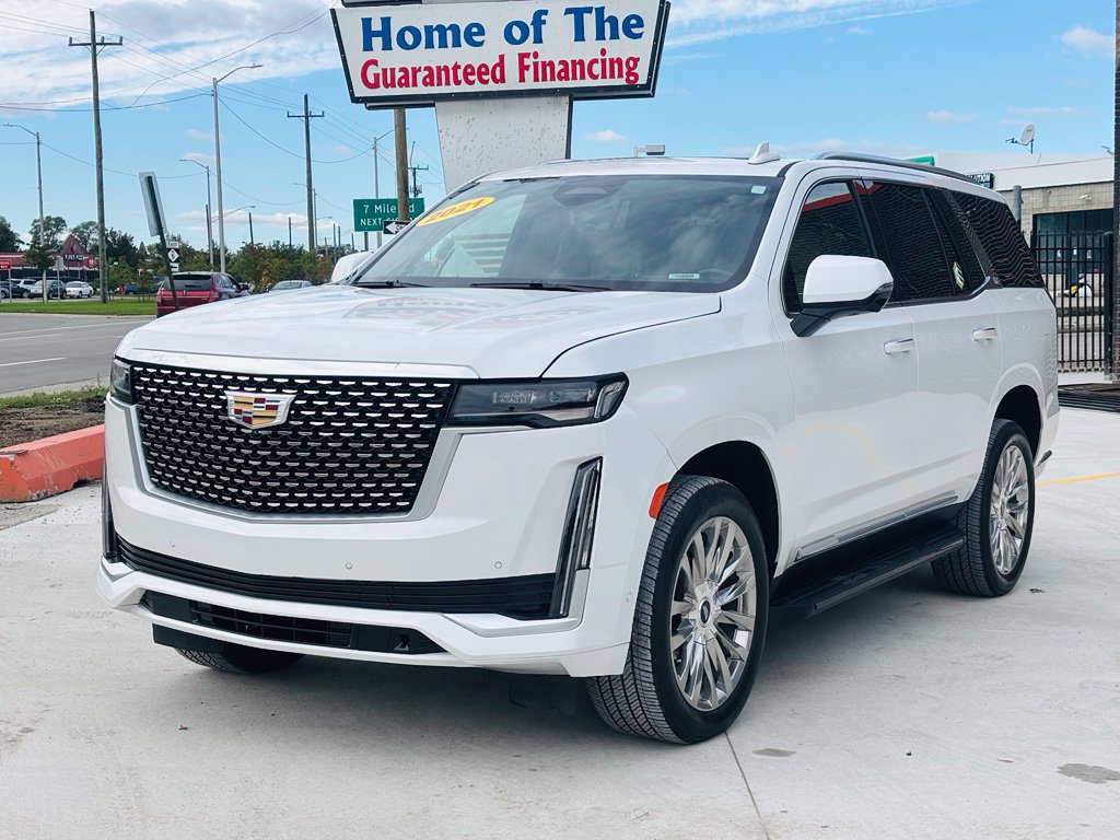 Used 2021 Cadillac Escalade Premium Luxury AWD/4WD image 18