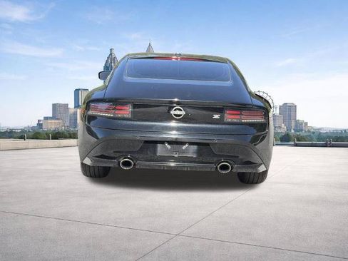Certified 2025 Nissan Z Sport w/ Floor Mat Package RWD image 19