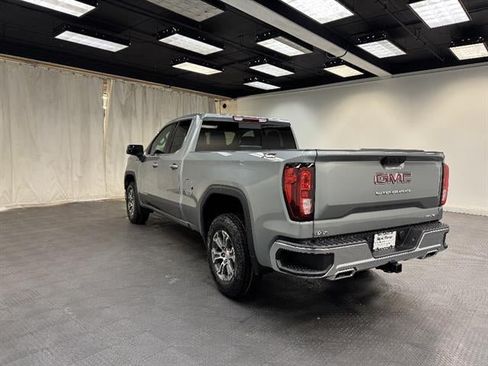 New 2026 GMC Sierra 1500 SLE w/ X31 Off-Road Package AWD/4WD image 3