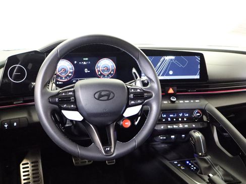 Used 2025 Hyundai Elantra N FWD image 15