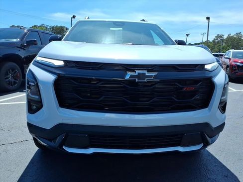 New 2026 Chevrolet Equinox RS FWD image 9