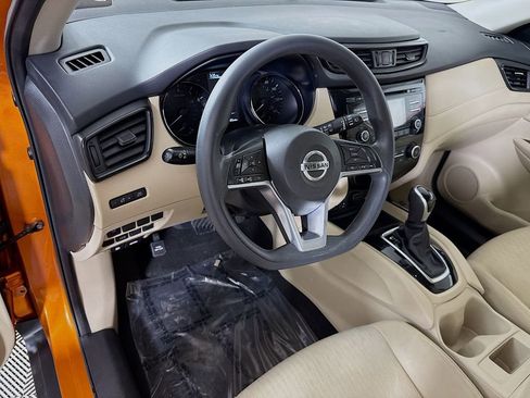 Used 2017 Nissan Rogue AWD image 16