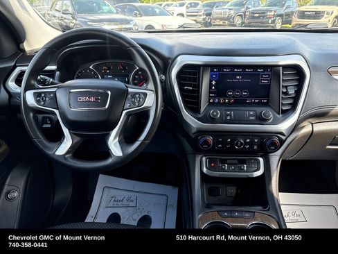 Used 2023 GMC Acadia SLE w/ Driver Convenience Package FWD image 29