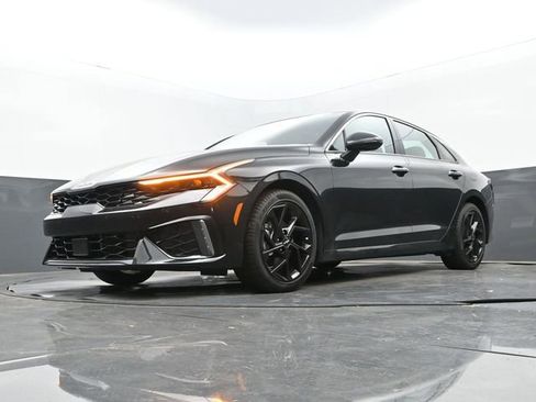 Used 2026 Kia K5 GT-Line w/ GT-Line Premium Package FWD image 12