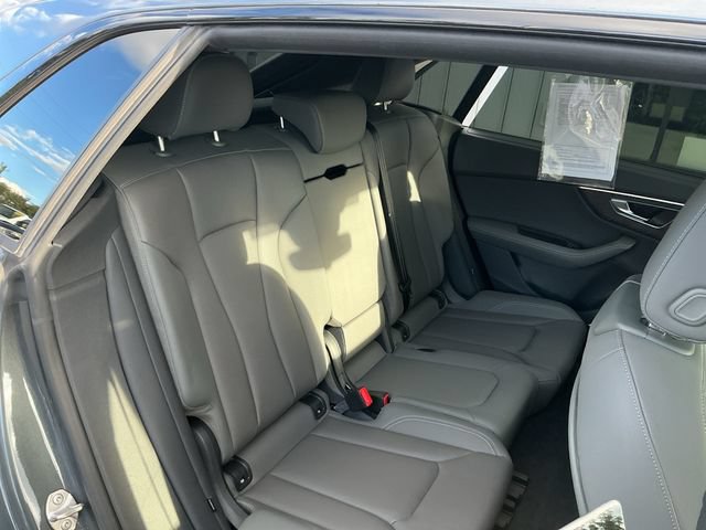 Used 2020 Audi Q8 Premium Plus w/ Premium Plus Package AWD/4WD image 22