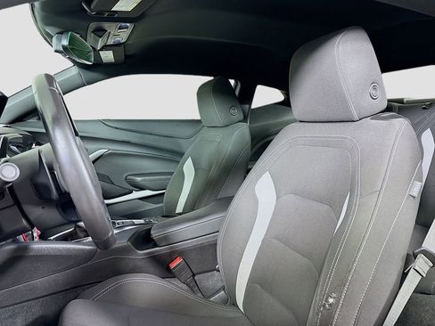 Certified 2021 Chevrolet Camaro LT w/ Technology Package image 23