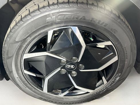 Used 2023 Hyundai Ioniq 5 SEL image 11