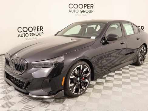 New 2025 BMW 530i xDrive w/ Executive Package image 11