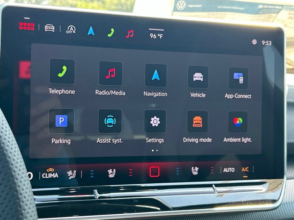 New 2026 Volkswagen GTI SE FWD image 32
