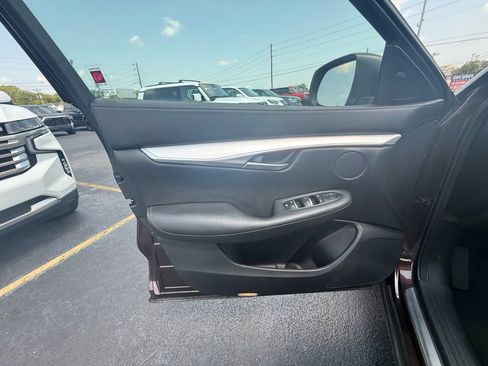 Used 2020 INFINITI QX50 Luxe w/ Navigation Package FWD image 10
