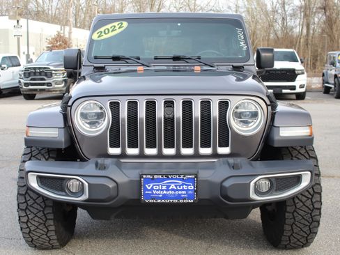 Used 2019 Jeep Wrangler Unlimited Sahara w/ Dual Top Group image 16