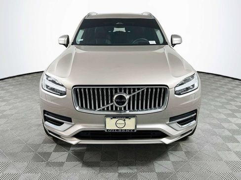 Used 2023 Volvo XC90 T8 Ultimate AWD/4WD image 2